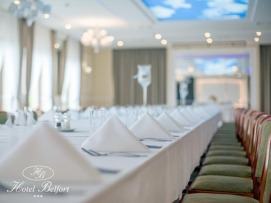 Hotel Belfort Łomża エクステリア 写真
